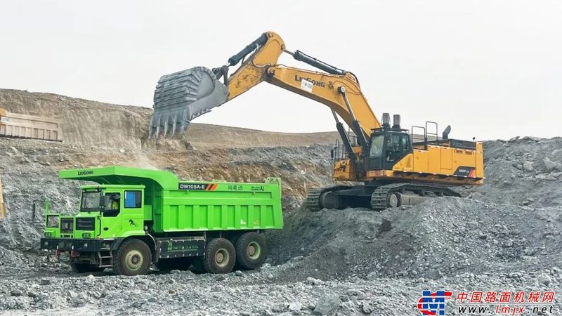 成都工程机械远程监控系统：守护矿山安全的智慧之盾